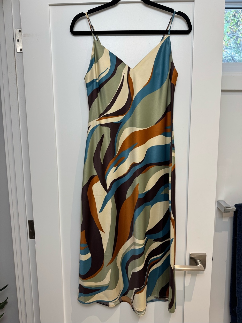 Dynamite Multicolor Wave-Print Midi Slip Dress